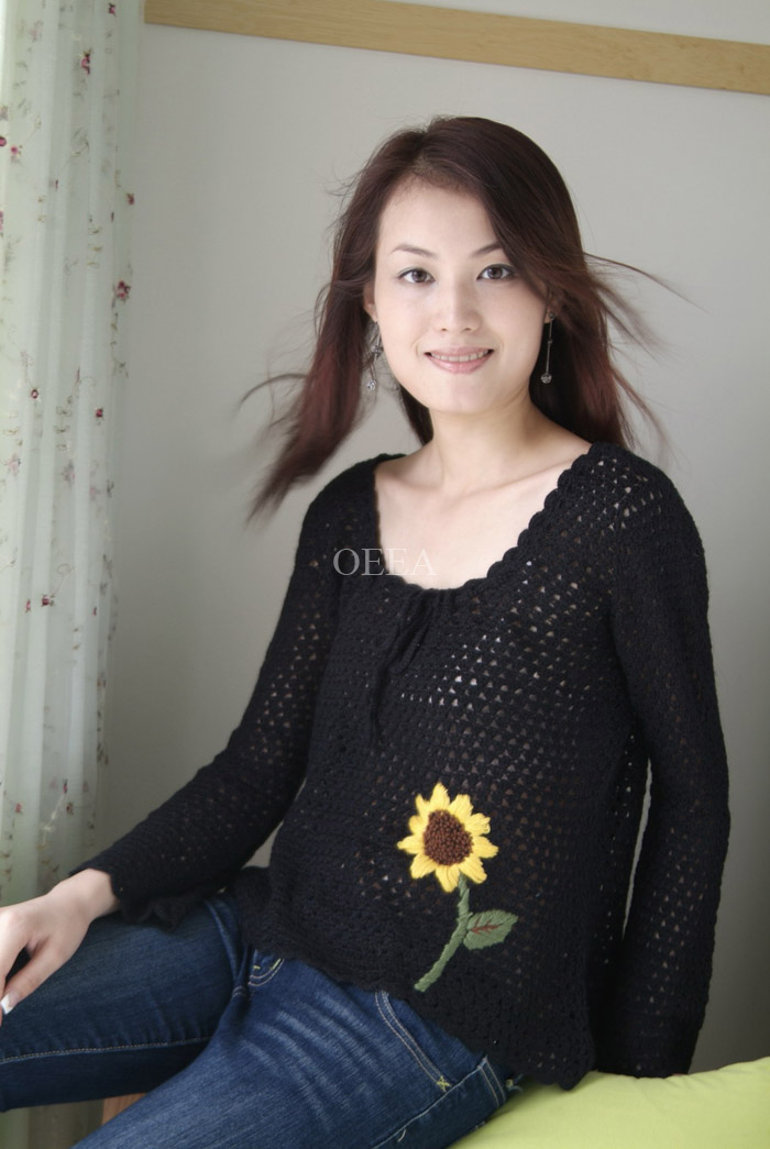 crochet clothing 15807018-01